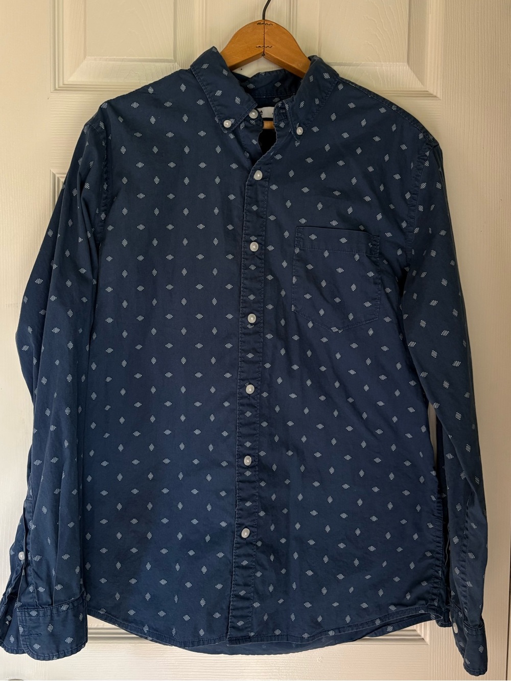 Sonoma Blue Diamond-Print Button-Down Shirt men’s medium